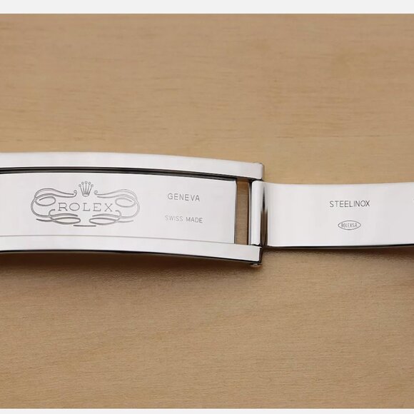 NEW CONDITION ROLEX MENS YACHT MASTER BLUE 44MM WATCH - Picture 9 of 9